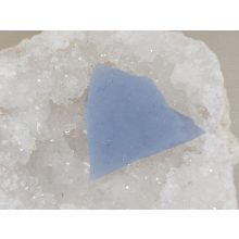 Kalcedon kristályos nyers kő