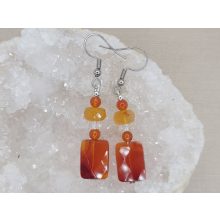 Karneol formadíszített fülbevaló