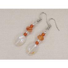 Karneol formadíszített fülbevaló