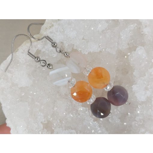 Karneol formadíszített fülbevaló