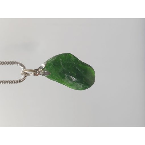 Krómdiopszid medál 