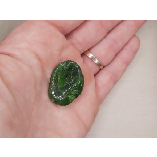 Krómdiopszid marokkő