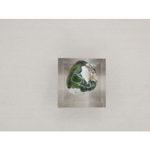 Krómdiopszid marokkő