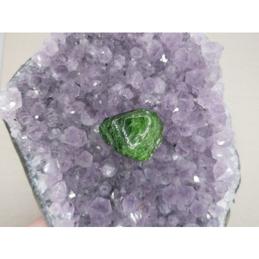 Krómdiopszid marokkő