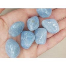 Kék opál marokkő közepes véletlenszerűen