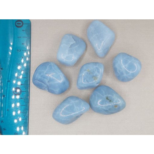 Kék opál marokkő közepes véletlenszerűen