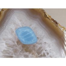 Kék opál marokkő közepes 