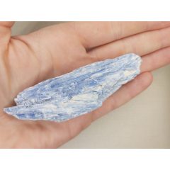 Kianit nyers kő közepes