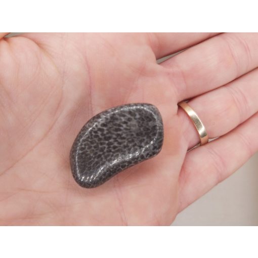 Korall marokkő fekete