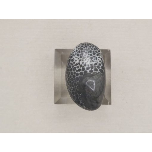 Korall marokkő fekete