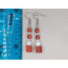 Korall formadíszített füli