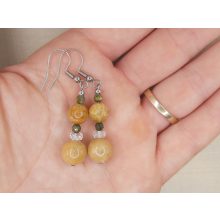 Korall formadíszített füli