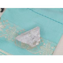 Kunzit marokkő nyers