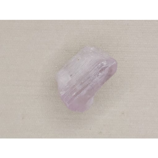 Kunzit marokkő nyers