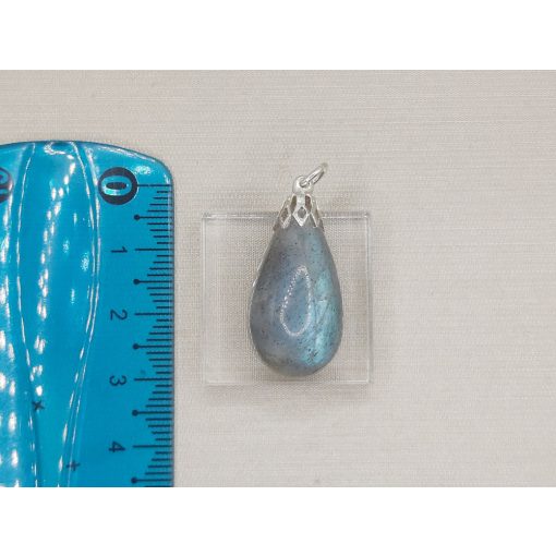 Labradorit medál kaboson 