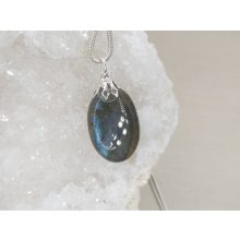 Labradorit medál lapos 