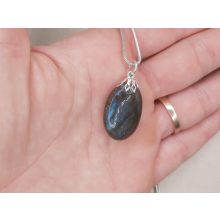 Labradorit medál lapos 