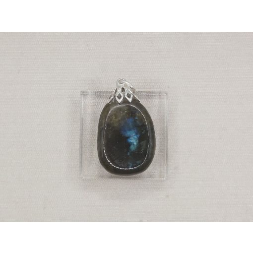 Labradorit medál lapos 