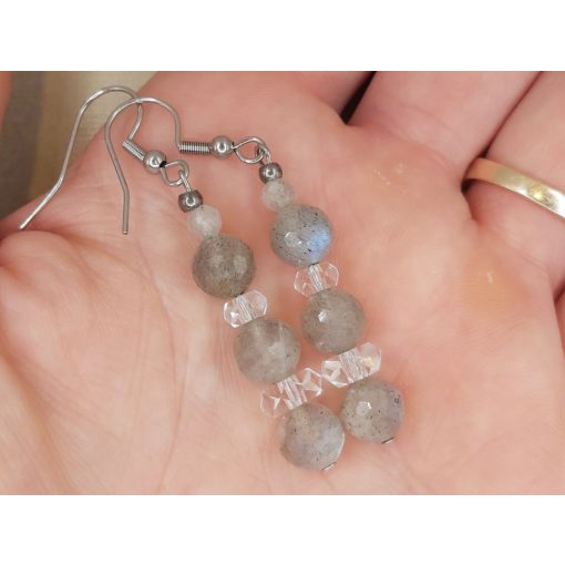 Labradorit formadíszített füli