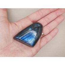 Labradorit nagy  totem