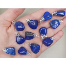 Lápisz lazurit medál véletlenszerűen