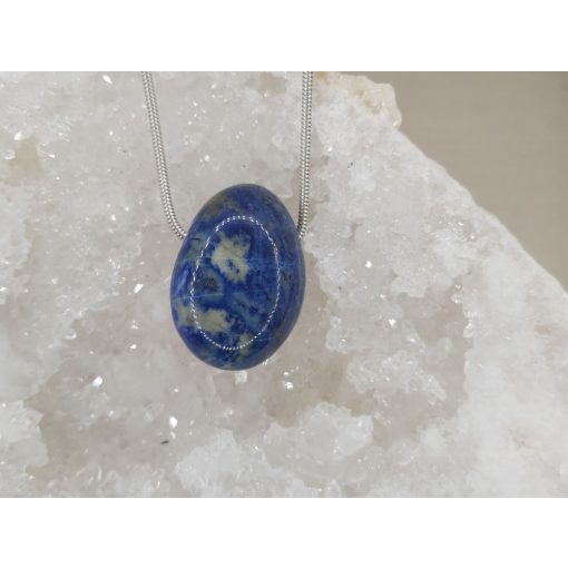 Lápisz lazurit fúrt kő