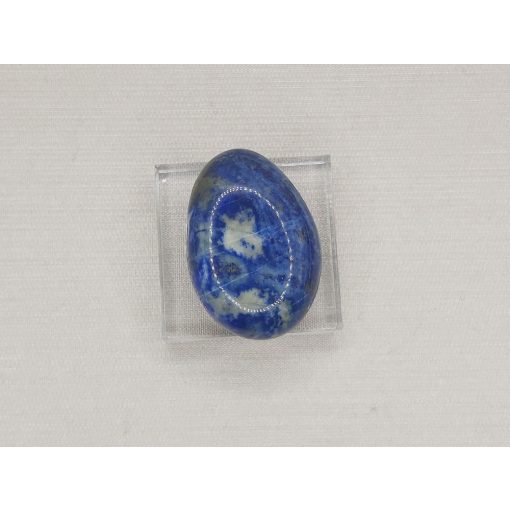 Lápisz lazurit fúrt kő