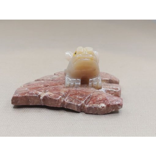 Levelibéka zsírkő állat