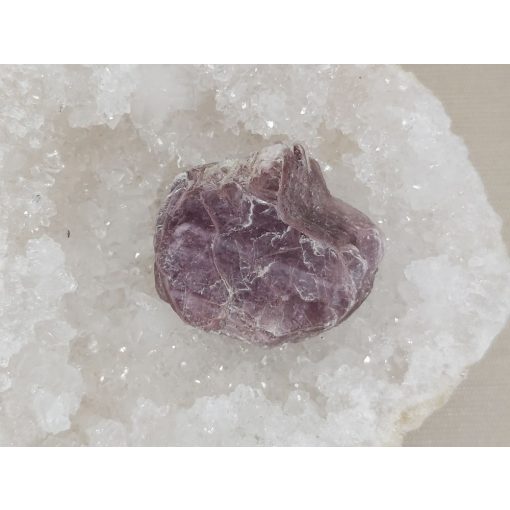 Lepidolit nyers kő kicsi