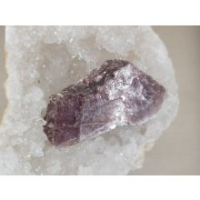 Lepidolit nyers kő közepes