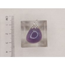 Lila kalcedon medál kaboson