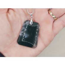 Mohaachát medál formára csiszolt