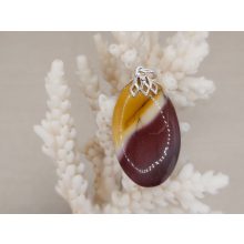 Mokkait medál kaboson