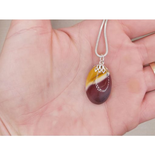 Mokkait medál kaboson