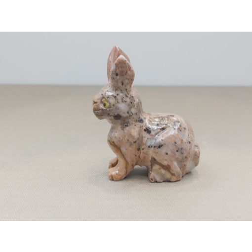 Nyuszi zsírkő állat