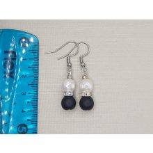 Ónix-kagyló golyós fülbevaló