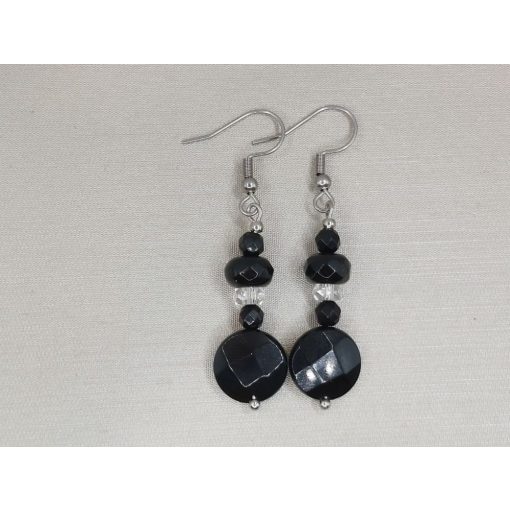 Onix formadíszített fülbevaló