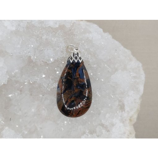 Pietersit medál kaboson 