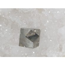 Pirit kocka nyers kő 