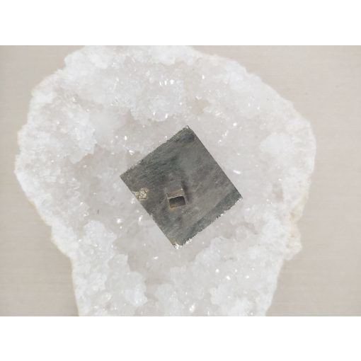 Pirit kocka nyers kő nagy