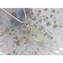 Prehnit medál kaboson