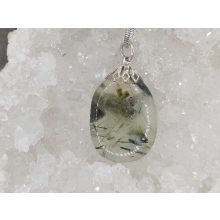 Prehnit medál lapos