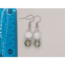 Prehnit golyós fülbevaló