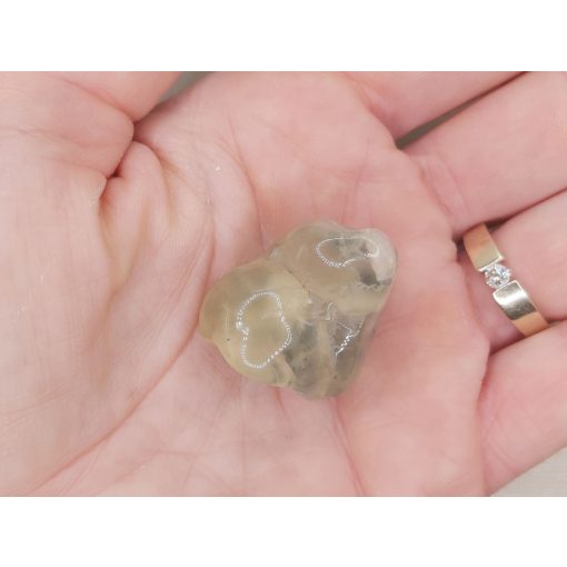 Prehnit marokkő véletlenszerűen