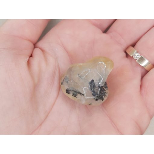 Prehnit marokkő véletlenszerűen