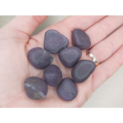 Purpurit marokkő véletlenszerűen