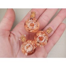 Réz lapocskák üvegben 