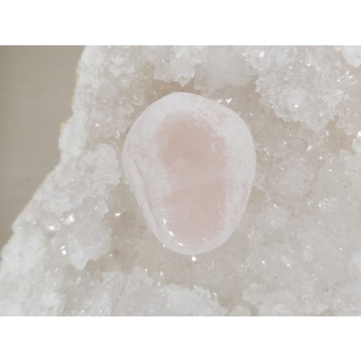 Rózsakvarc látókő 