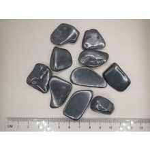 Shungit  marokkő véletlenszerűen