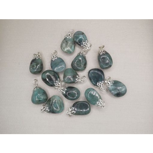 Smaragd medál véletlenszerűen extra 